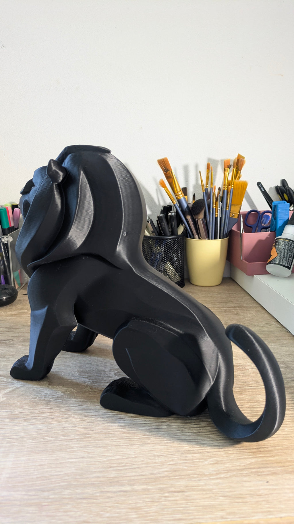 Sculpture Lion Low Poly • Décoration design • Impression 3D PLA • Style Low Poly • 22 cm • Déco bureau / maison