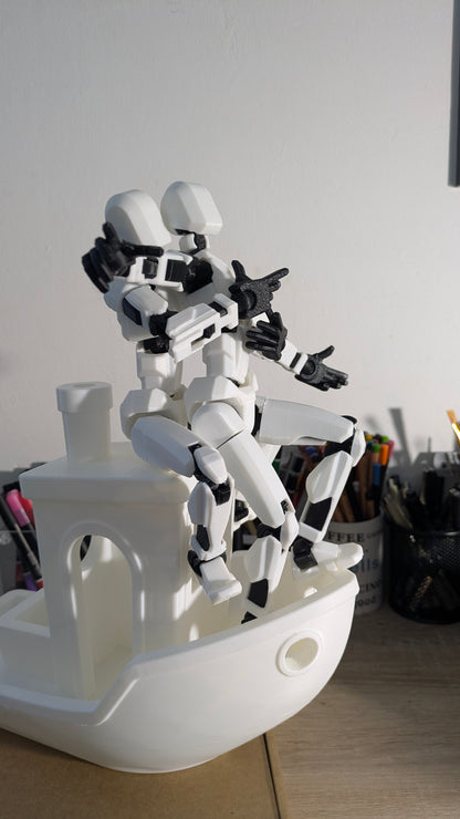 Figurine articulée Dummy13 XXL (27 cm) – Robot déco imprimé 3D – Articulations mobiles – Cadeau geek, bureau & maison